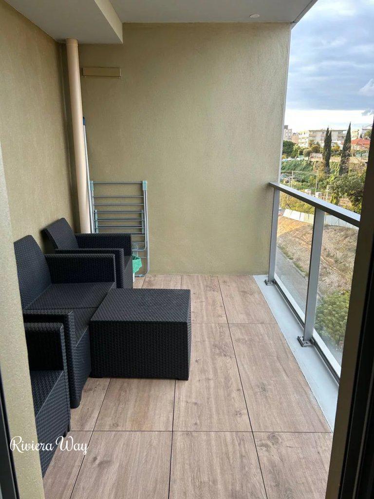 2-комн. квартира в новостройке в Сен-Лоран-дю-Вар, 47 м², фото №10, объявление №105088578