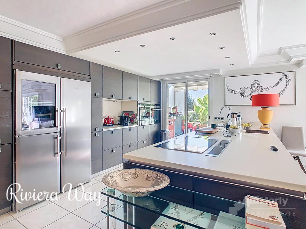 5-комн. квартира в Калифорни Пезу, фото №4, объявление №104520570