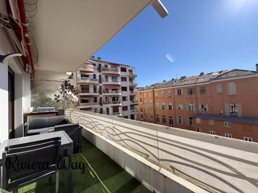 3-комн. квартира в Каррэ д'Ор (Золотом Квадрате), 84 м², фото №8, объявление №105967638