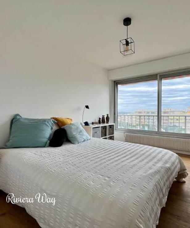 3-комн. квартира в Антибе, 72 м², фото №6, объявление №103961718