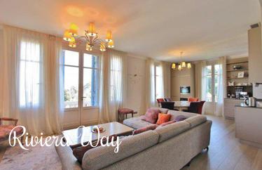 Квартира в Антибе, 124 м²
