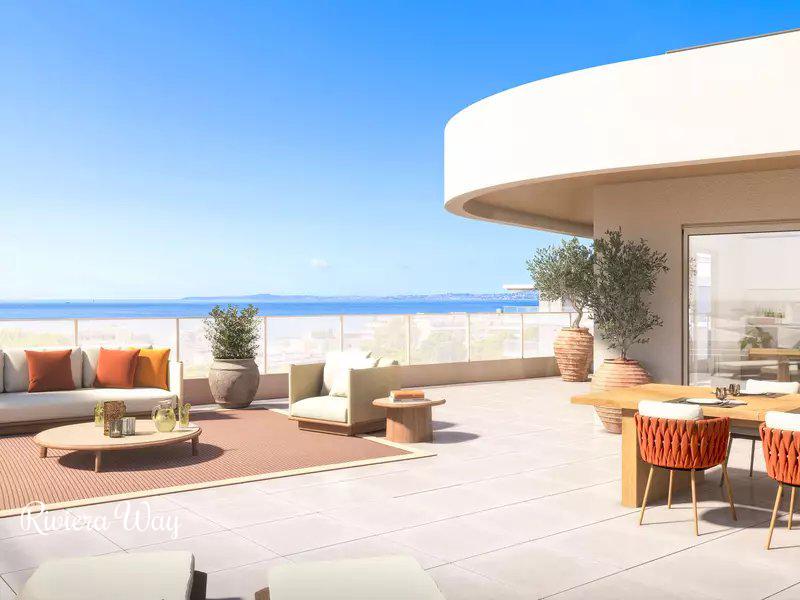 4-комн. квартира в новостройке в Сен-Лоран-дю-Вар, 85 м², фото №1, объявление №104409144