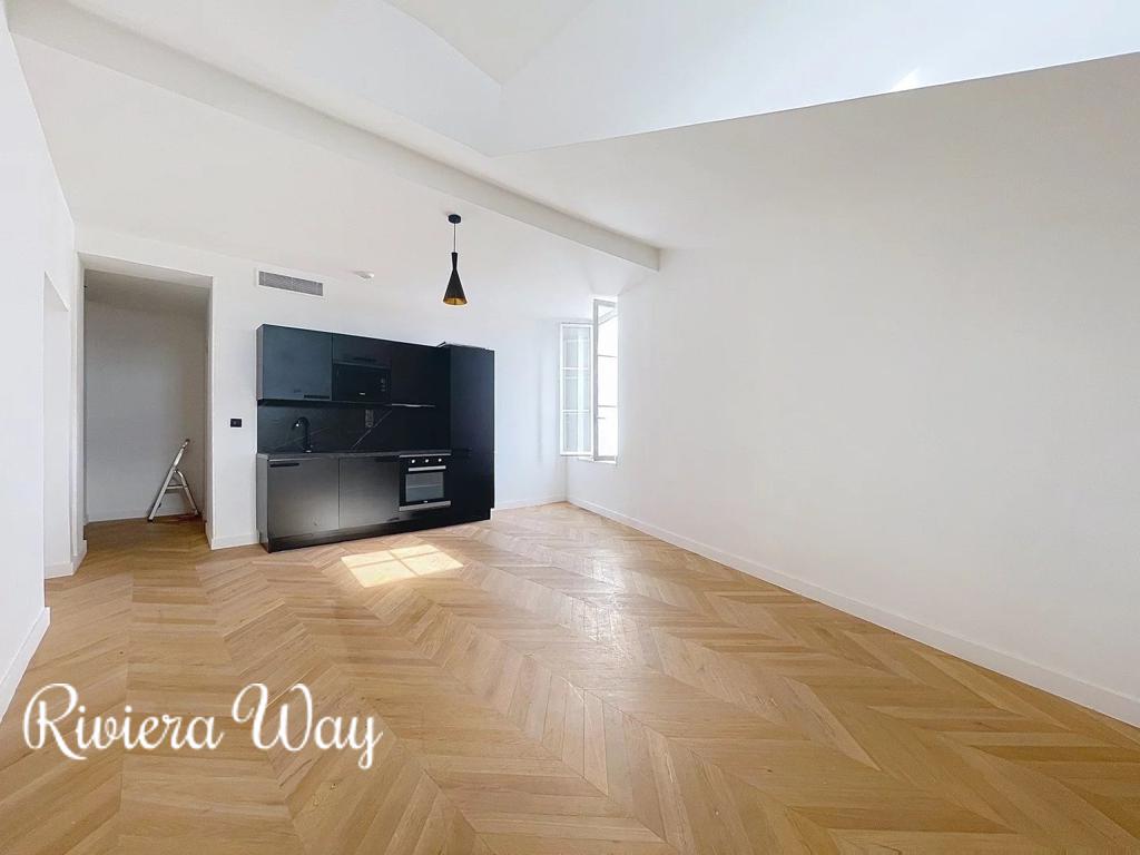 2-комн. квартира в Ницце, фото №1, объявление №104669712