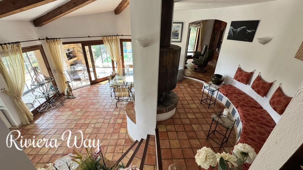 7-комн. коттедж в Кабри, фото №2, объявление №104110440